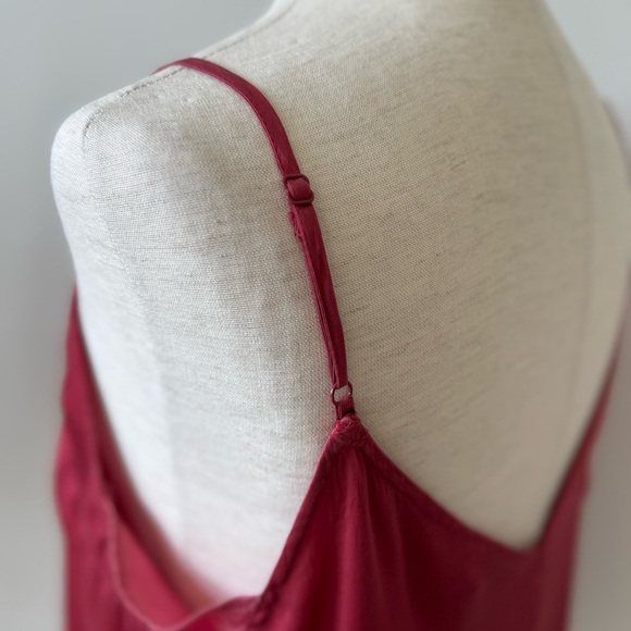 Anthropologie Floreat Silk Elegant Burgundy Spaghetti Strap Tann Top - Picture 2 of 12